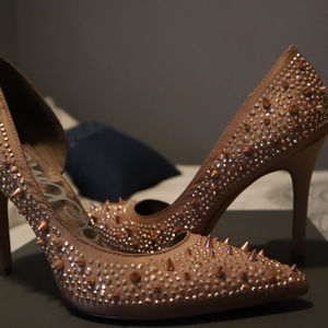 Rosegold Sam Eldeman Studded Dorsay Heels